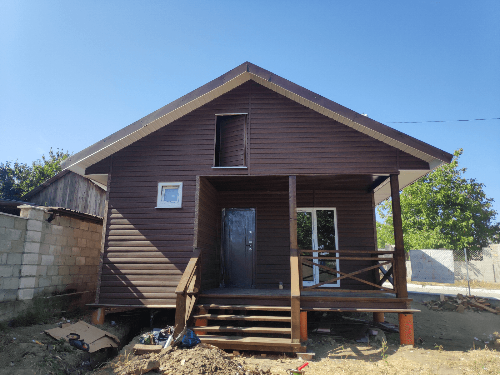 House in Porumbeni